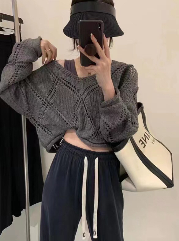 Autumn is new! [KS] Hollow out design feeling careful machine loose long-sleeved sweater + irregular back suit 25291# CQW