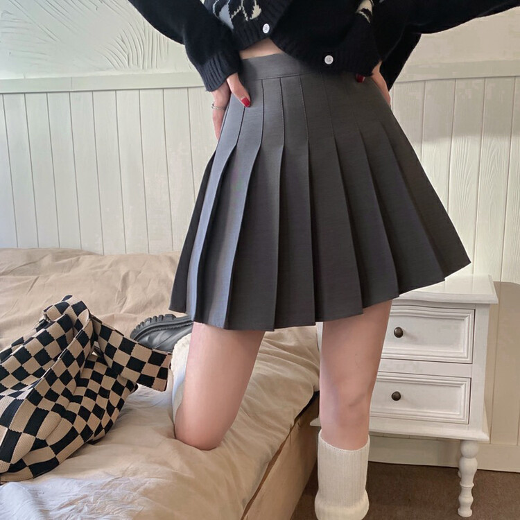 New in early autumn! [Timely rain] Korean style ins retro design sense high waist and thin A-line pleated skirt 70019# WPL