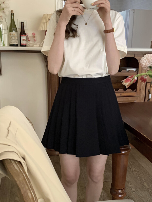 Original price 84.60! New in early spring!【T.G】Korean style all-match pleated skirt 15882# CQW