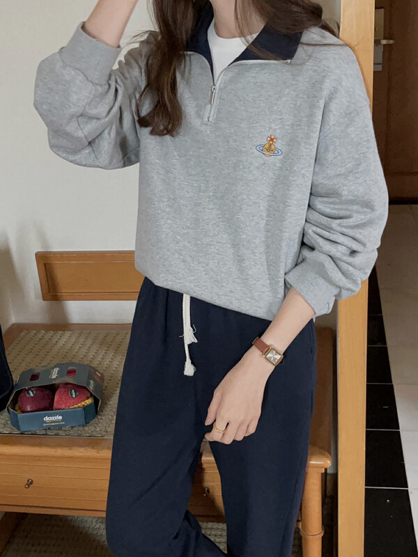 New in autumn!【T.G】embroidered contrast color fashion age-reducing sweater 18013# CLS