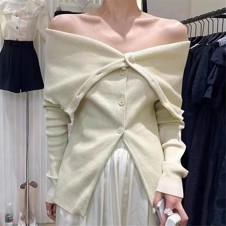 Autumn is new! [Korean C home] Small woman temperament one-shoulder warm sweater 0372# PCZ