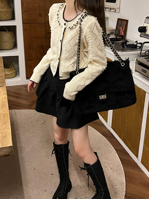 New in autumn! [FEIMAO (YIMAO)] round neck contrast color single-breasted warm sweater Z-13858# LSL