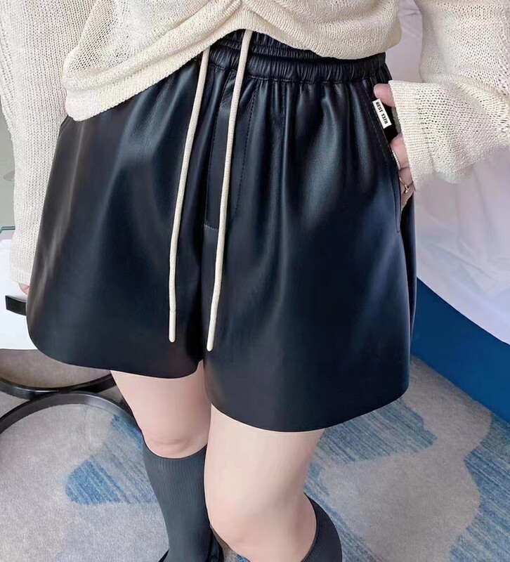 New in autumn! [QUEEN QUEEN] Contrast color lace-up all-match casual shorts (with waist rope) A69299# OZQ