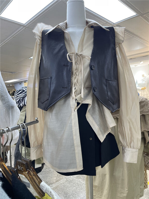Autumn is new! [Korean C home] V-neck vest + straps clean shirt suit 0115# PCZ