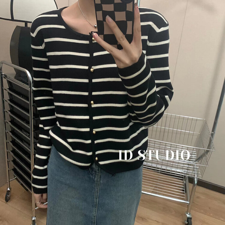 New in autumn! [I-D] round neck single-breasted striped shirt 3175# L