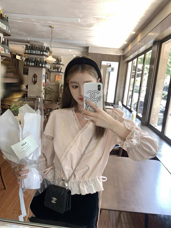 New in autumn!【KIKI STUDIO】Korean lace lace-up short shirt 6617# HJY