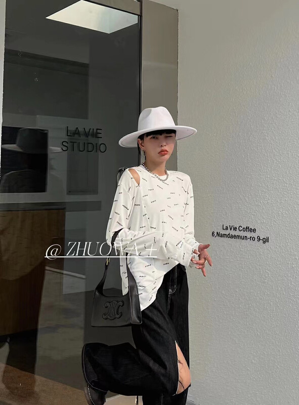 New in early autumn! [Strictly selected by buyers - Zhuowa] Korean version of the loose round neck letter long-sleeved T-shirt 2215# CL