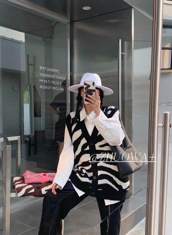 Autumn models are new! [Strictly selected by buyers - Zhuowa] personalized zebra pattern loose-breasted vest (without inner build) 1323# CL