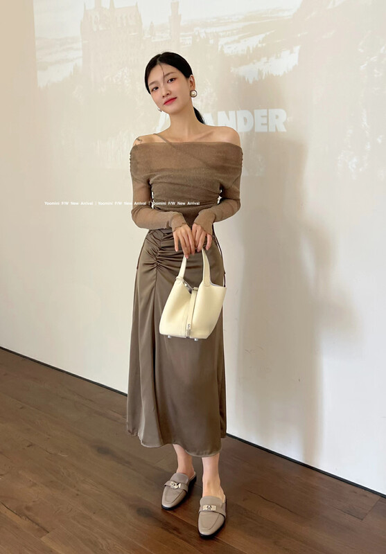 Autumn is new! [YOOMINI] drawstring design one word collar sunscreen shirt + tube top vest two-piece suit Q16198-W# WPL