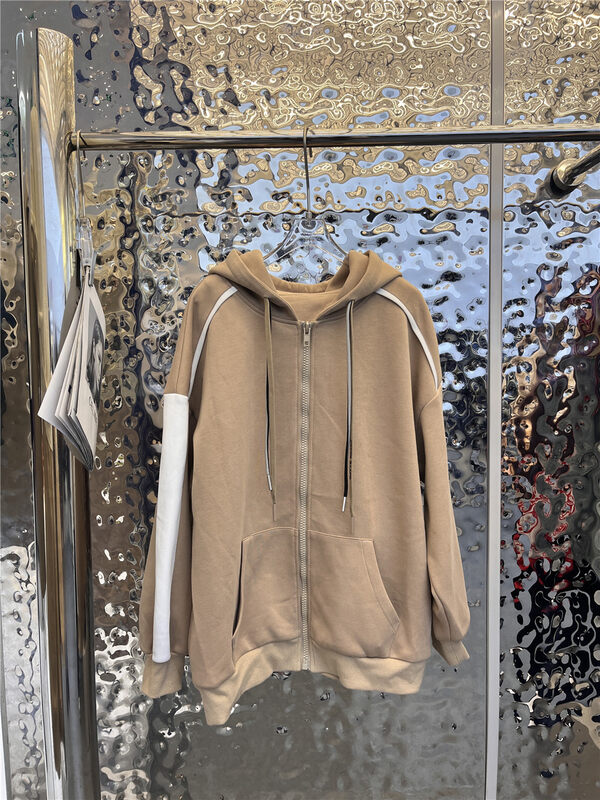 New in autumn! [Yayiro] sequined fashion zipper hooded short coat 2735# GYJ