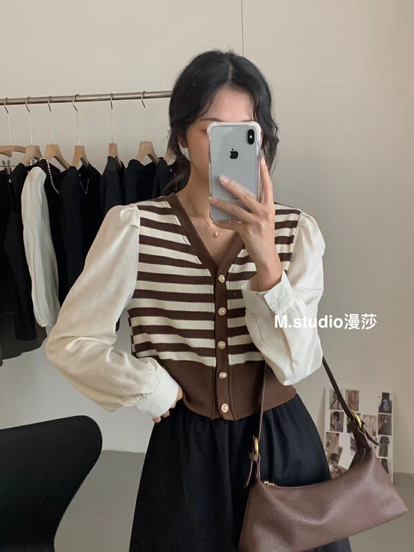 New in autumn! [MSTUDIO Mansha] Striped v-neck fake two-piece shirt t330# HBX