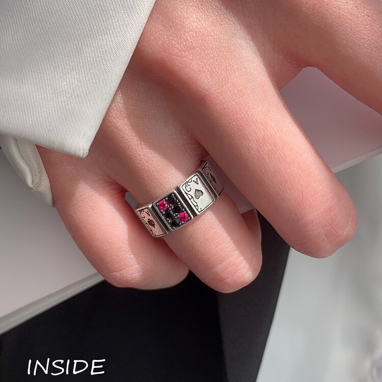 [INSIDE] Exquisite retro old-fashioned playing cards niche design personality ring (with box randomly distributed) J3534# ZXL