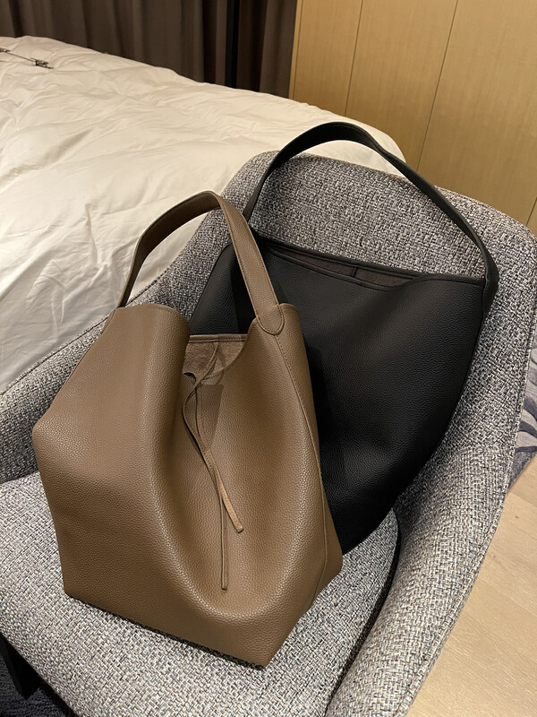 【KISS SISTER】Korean all-match large-capacity shoulder bag (with inner safety bag) 22B6001