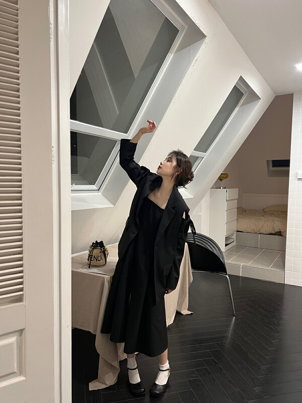 【FEI MAO】Fashion temperament small design suit Z-8445