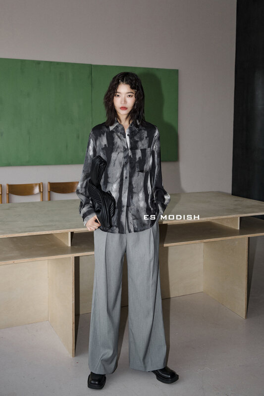 New in early autumn!【ES MODISH】Retro ink style drapey shirt BL1754# CQW