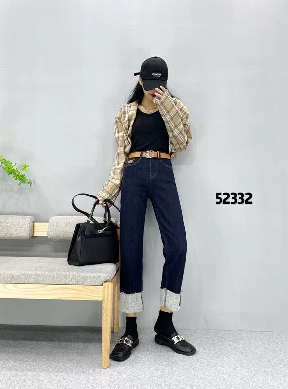 New in autumn! [OKD] Fashion Korean version of all-match stretch straight brushed jeans (with belt) 52332# GY