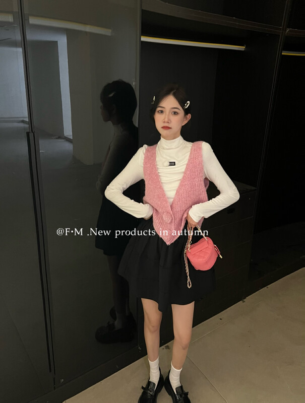 【FEI MAO】Nice design big hair ball all-match fashion casual slim vest Z-13851# CQW
