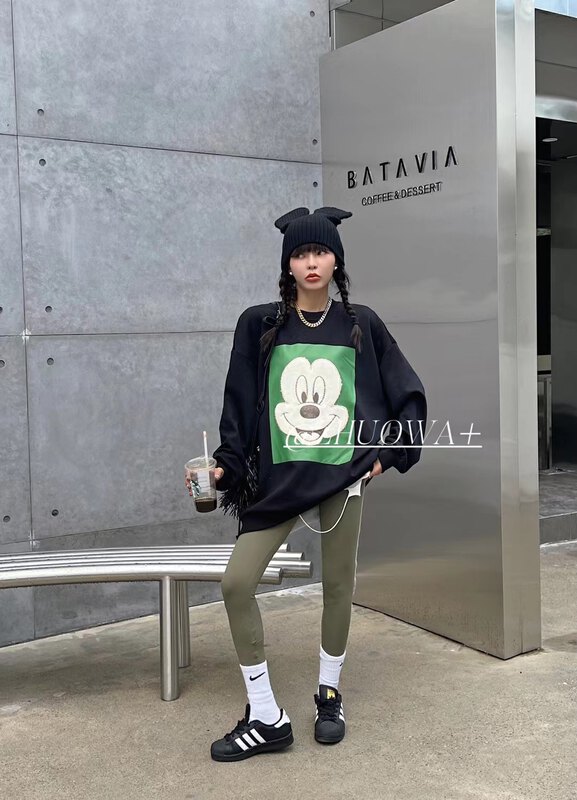 Autumn models are new! [Strictly selected by buyers - Zhuowa] cartoon large print loose large version sweater 5223# CL