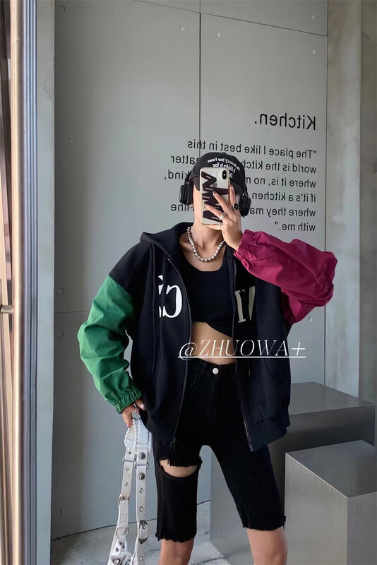 New in autumn! [Strictly selected by buyers - Zhuowa] hooded colorblock design letter ins short coat 8065# CL