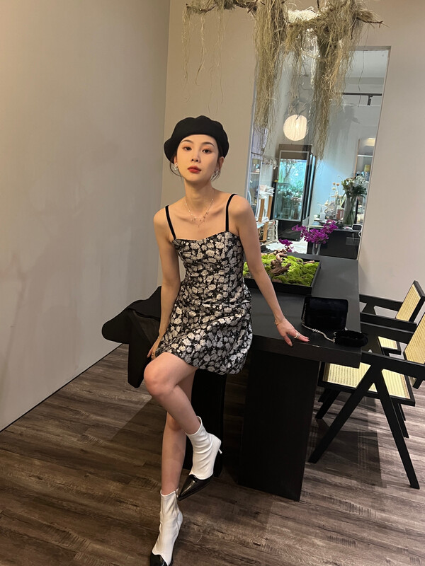 New in autumn! [FEIMAO (YIMAO)] Floral pullover slimming dress Z-8453# LSL