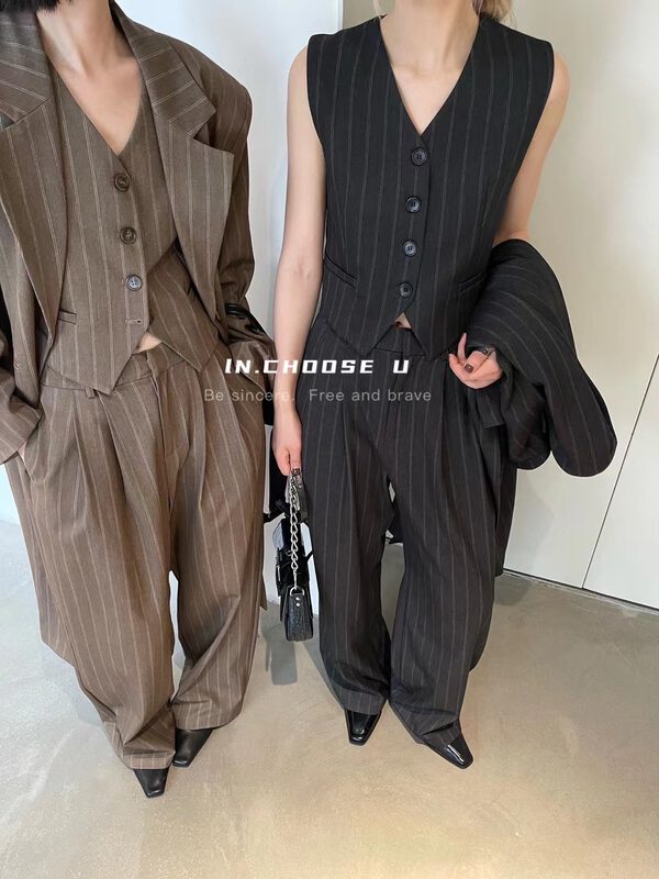 New in autumn! [IN.CHOOSE U] textured striped commuter loose trousers 67327# CQW