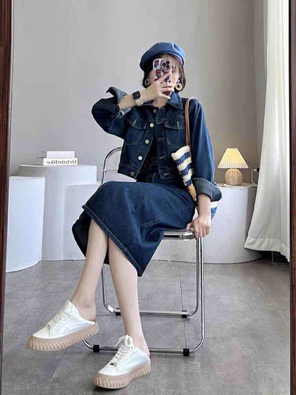 New in autumn!【KIKI STUDIO】Simple and versatile denim jacket + slim skirt two-piece suit 6522# HJY