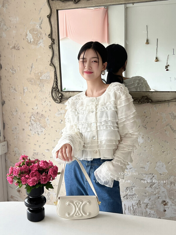 [YOOMINI] Round neck lace sweet shirt Q16225-V# WPL