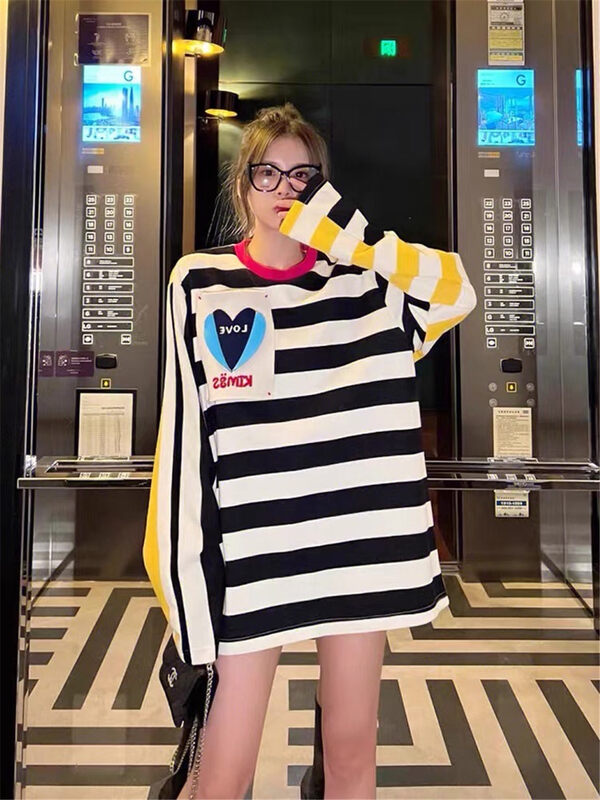 New in autumn! [Yayiro] Round neck striped loose love sweater 2650# GYJ