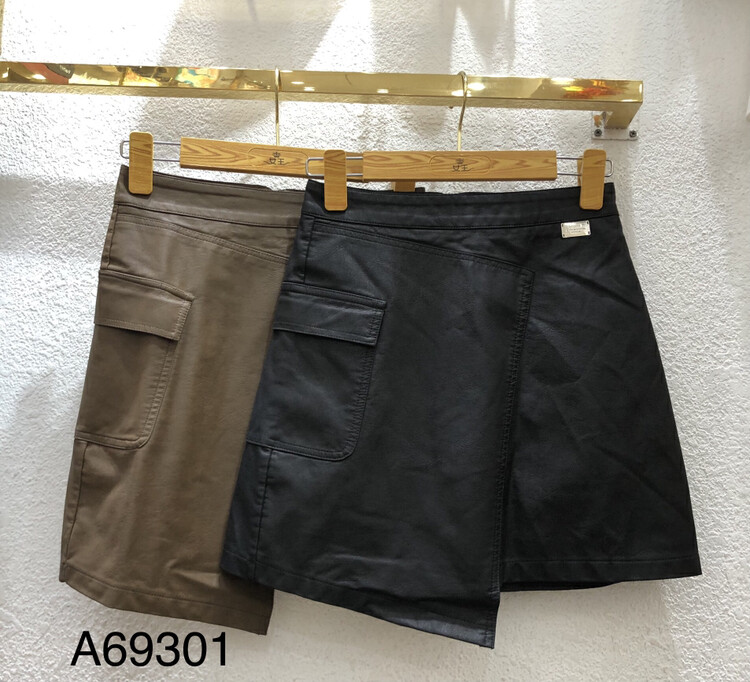 New in autumn! [Queen QUEEN] Irregular skirt with high waist design A69301# OZQ