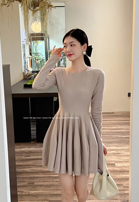 New in autumn! [YOOMINI] round neck waist slim dress Q13677-S# WPL