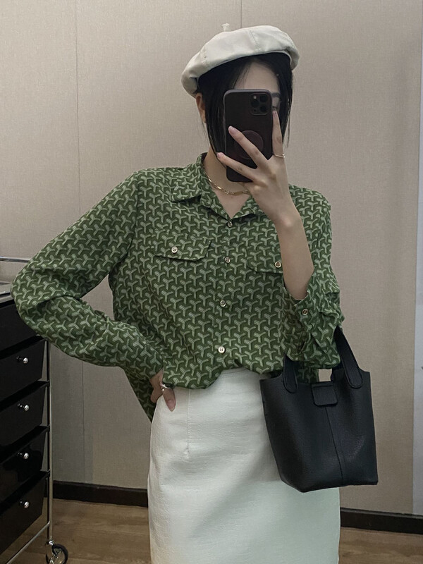 New in early autumn! [I-D] Korean version of the retro flower-breasted shirt YS5067# L