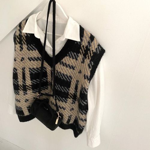 Vintage oversize plaid V-neck sweater vest 2022 Chinese New Year