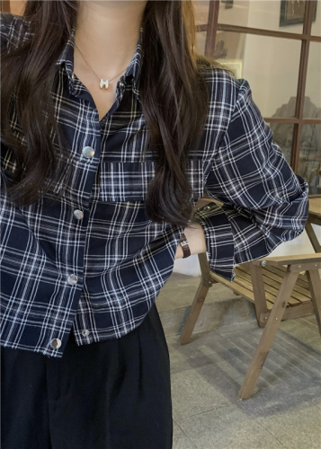 Real shooting real price Korean ins plaid long-sleeved short shirt women's autumn retro all-match loose casual top