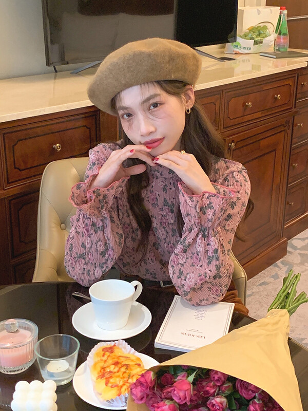 New in autumn! [Timely rain] Retro sweet design pleated floral all-match stand-up collar shirt F211# WPL