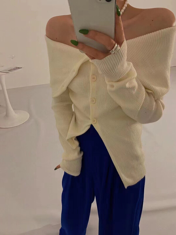 New in autumn! [MI] Korean version of the large lapel age-reducing one-shoulder warm sweater 1262# PCZ