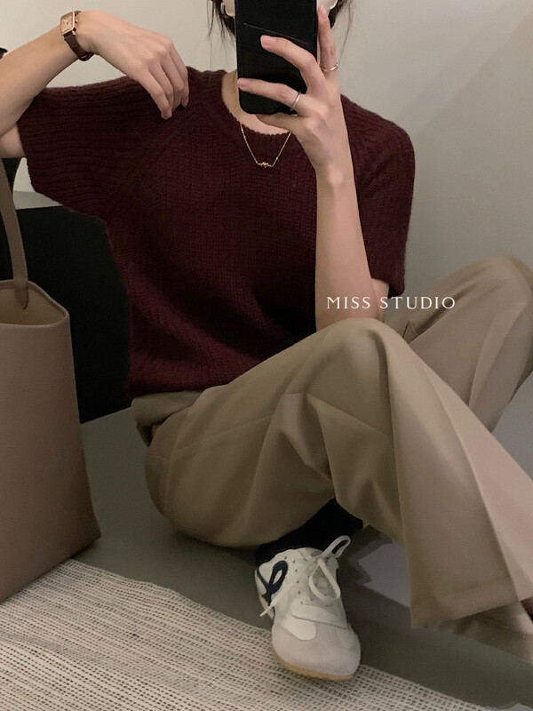 【MISS】Korean all-match loose round neck short-sleeved sweater C0911