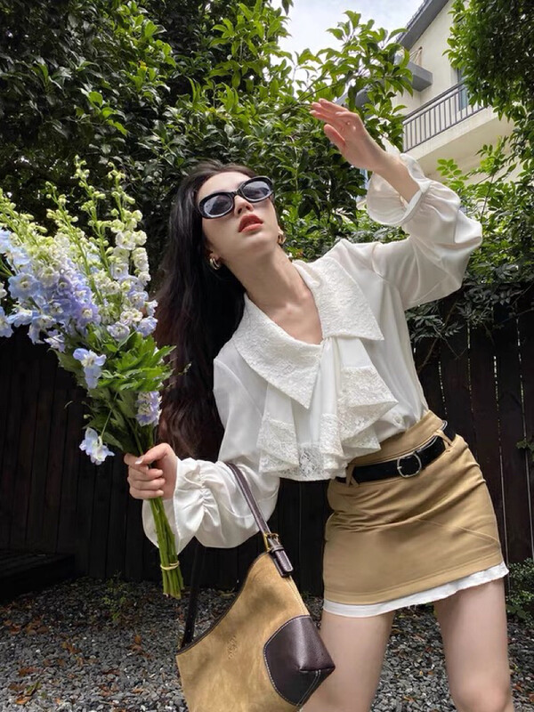 New in autumn!【KIKI STUDIO】Korean version of sweet lady lace stitching shirt 6746# HJY