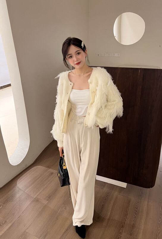【FEI MAO】Heavy Industry Feather Beading Gentle Wind Sweater Cardigan Sweater Z-3088