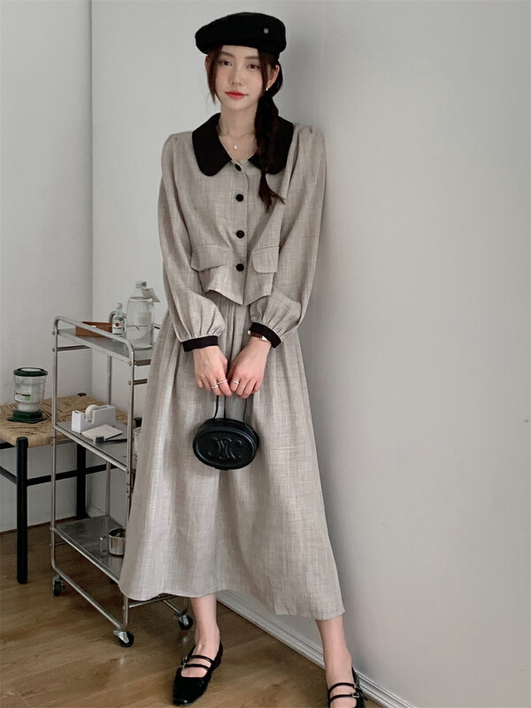 Autumn is new! [Timely rain] stitching contrast color lapel short jacket + high waist a-line pleated skirt suit 50126# WPL