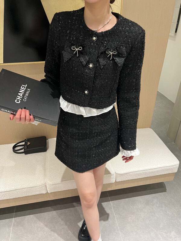 【FEI MAO】Two-piece suit with chaebol style jacket and skirt (with detachable accessories) Z-8510# LSL