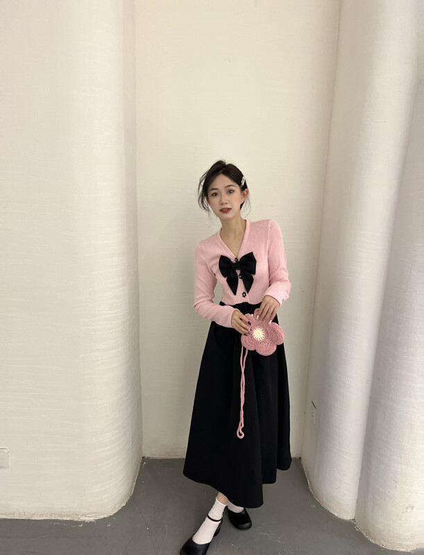 【FEI MAO】Korean style early autumn dress with waist and slim French bow design dress (with detachable bow) Z-8512