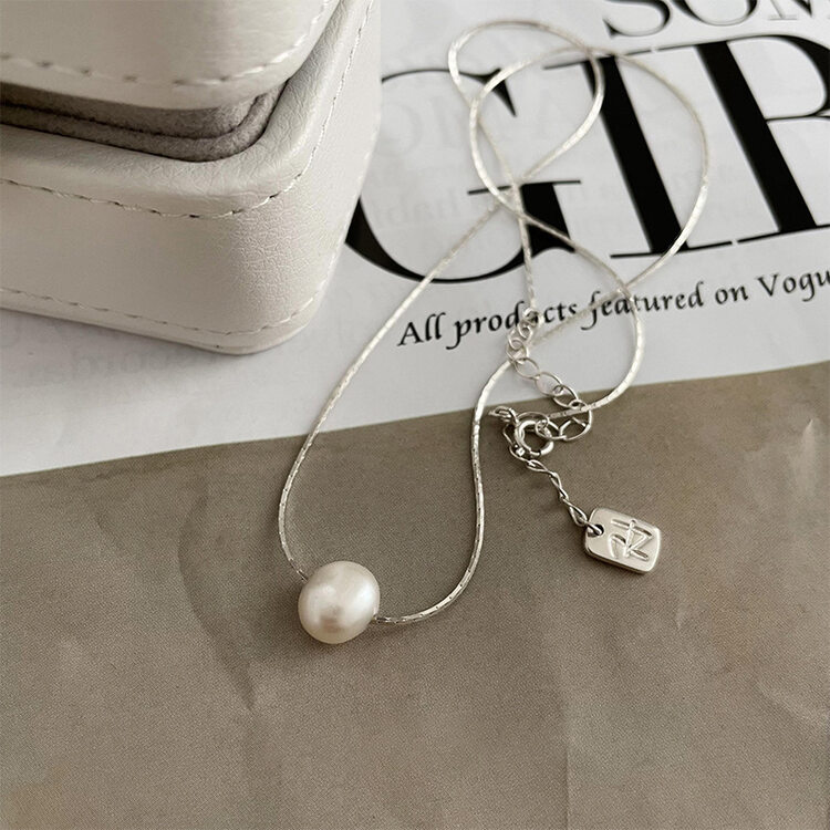【INSIDE】Korean minimalist and cool style exquisite short necklace (with random box) X3413# ZXL