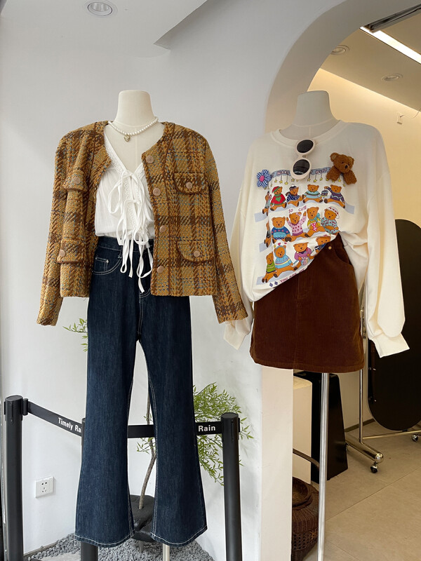 Autumn is new! [Timely rain] Korean style ins retro French temperament short coat 43190# WPL