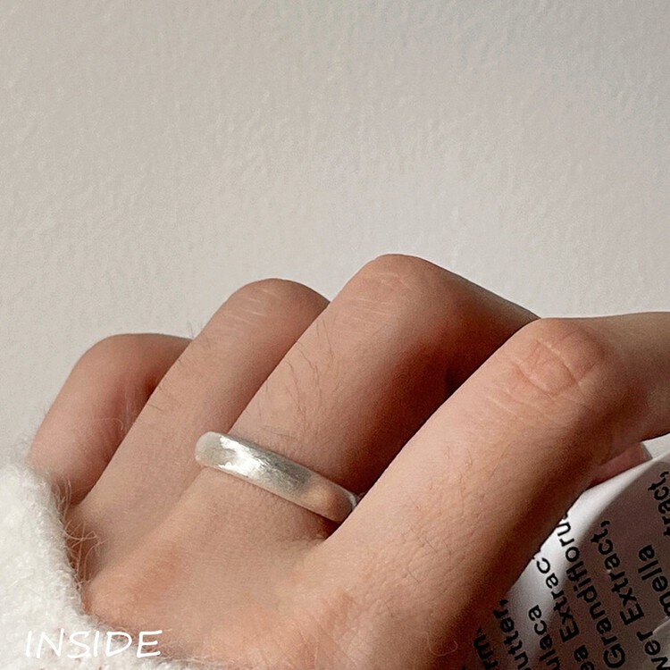 【INSIDE】Korean style is minimalist and cold style exquisite plain circle brushed frosted ring (with box randomly distributed) (two packs) J3536# ZXL