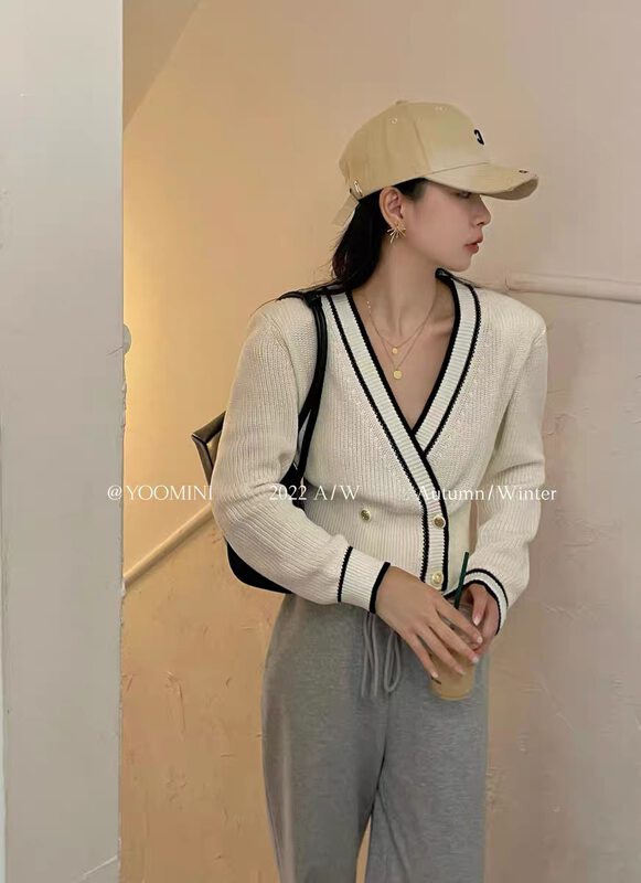 Autumn is new! [Korean C home] Double-breasted simple and versatile knitted cardigan 0501# PCZ
