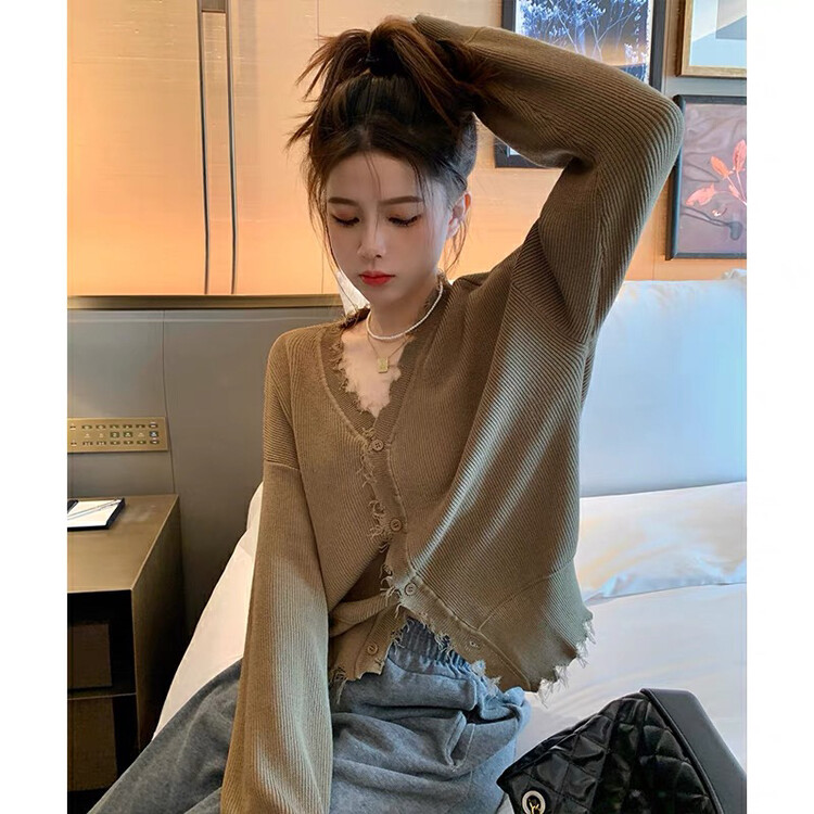 New in autumn!【KIKI STUDIO】Korean tassel design V-neck sweater 6649# HJY