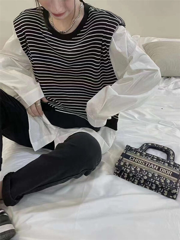 Early autumn new style! [Korean C home] striped round neck striped vest + simple long-sleeved shirt suit 7818# PCZ