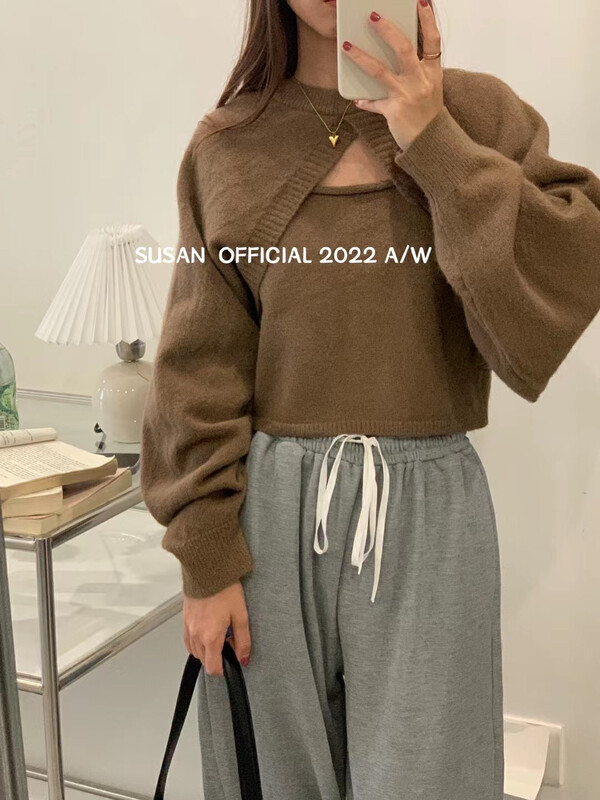 Autumn is new! [SUSAN] Korean short knitted blouse + inner camisole suit 91005# LSW