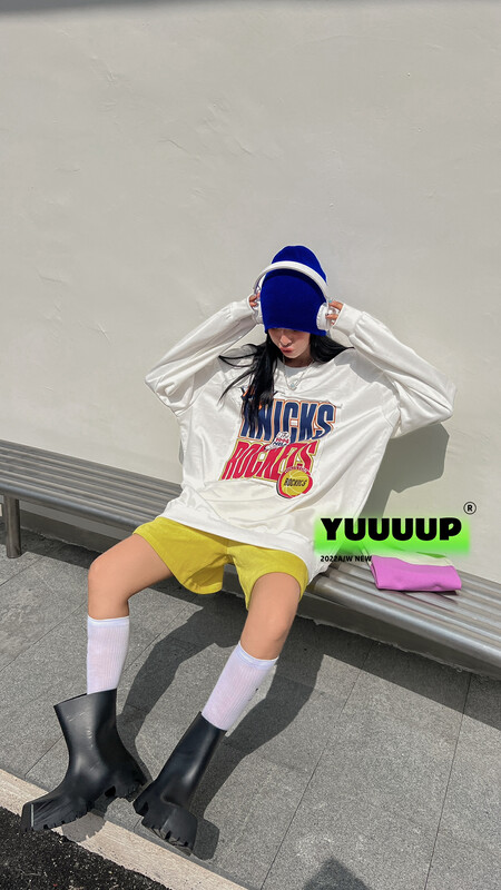 [FISH YU] American retro patch color drawing print round neck loose sweater 622530