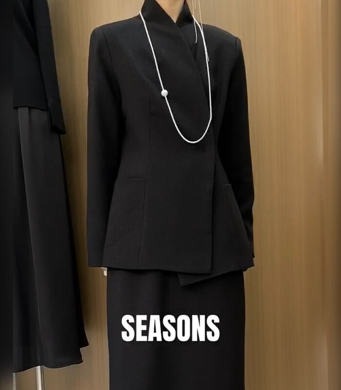 秋款上新!【SEASONS】設計感小眾時尚短外套  66167-1#  XYJ